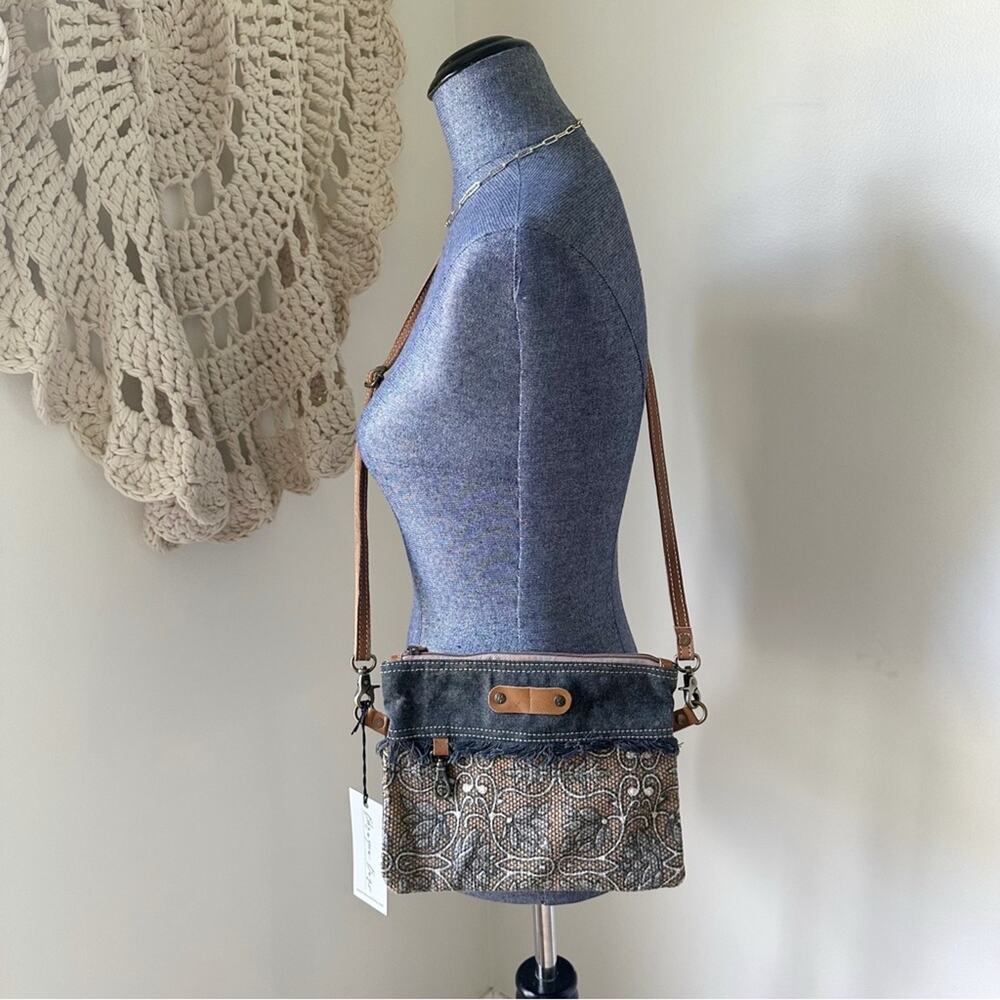 Bhrayna Bags Modern Diva Crossbody Purse